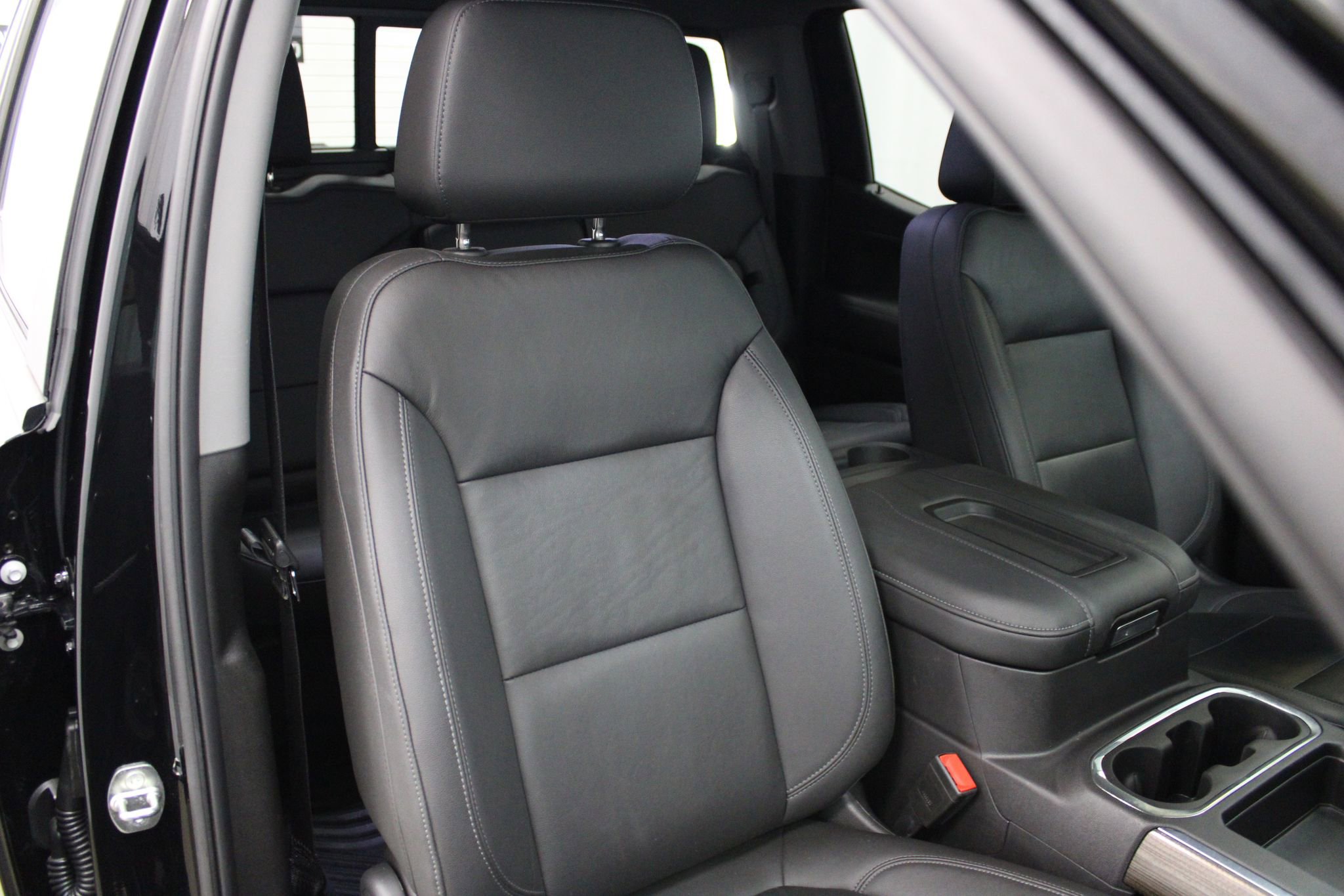 Used 2021 Chevrolet Silverado 1500 RST w/ Convenience Package II image 28