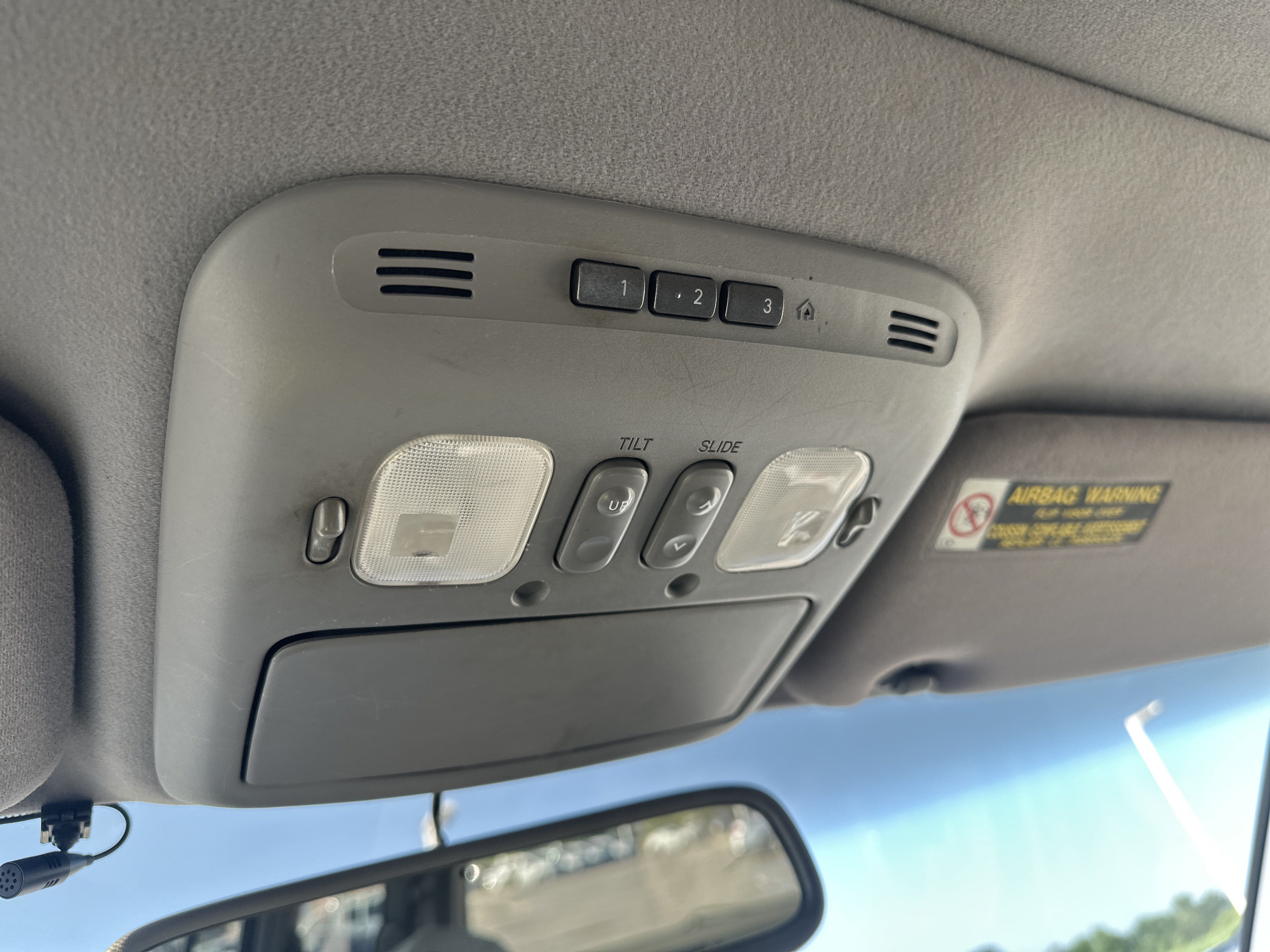 Used 2003 Toyota Land Cruiser AWD/4WD image 22