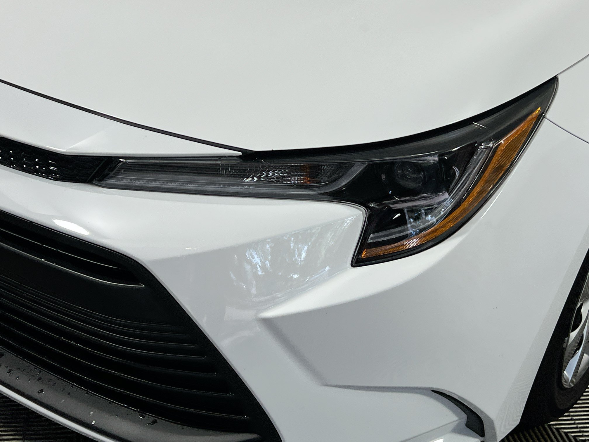 Used 2026 Toyota Corolla LE FWD image 12