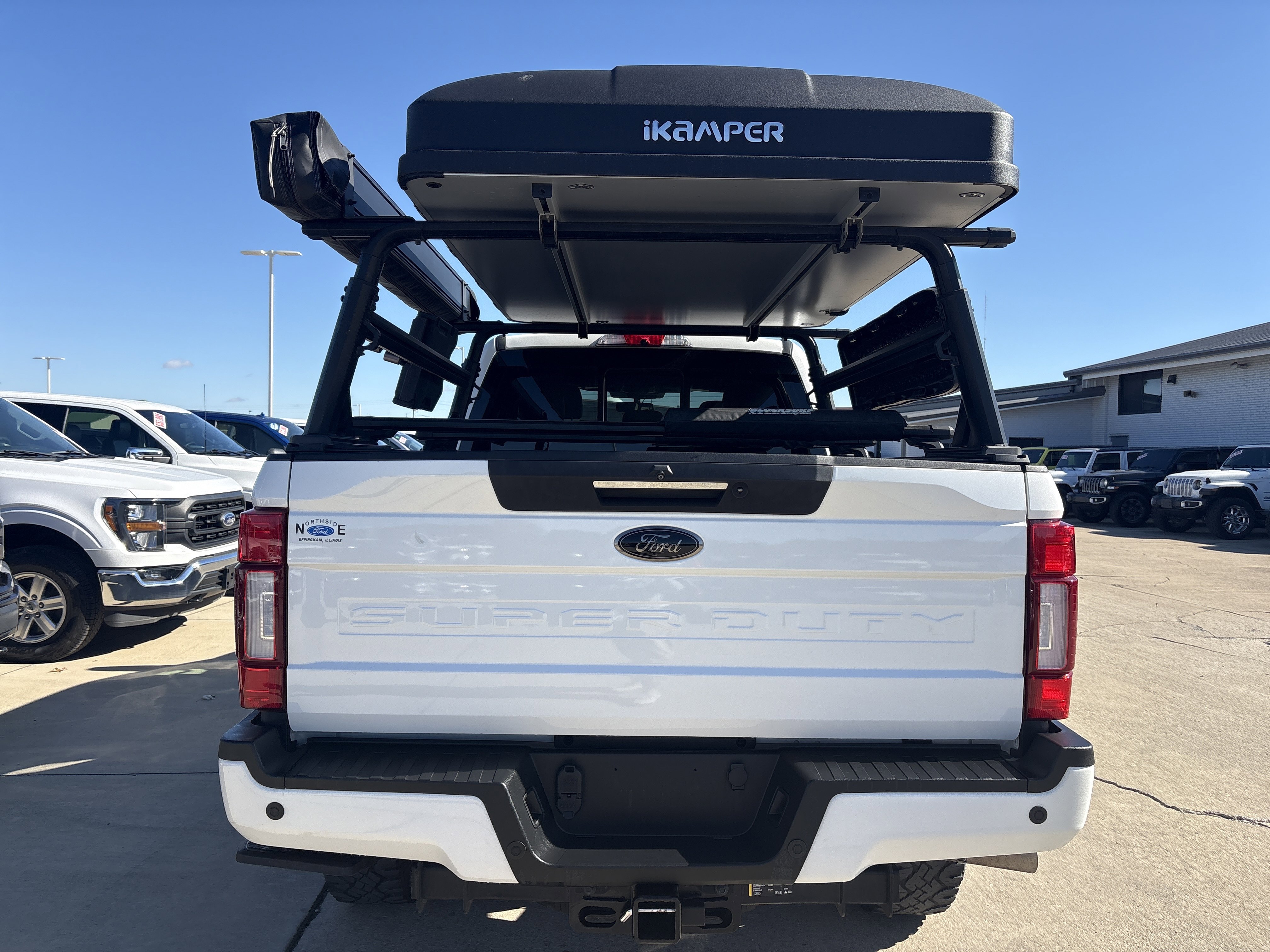 Used 2022 Ford F250 Lariat w/ Tremor Off-Road Package AWD/4WD image 4