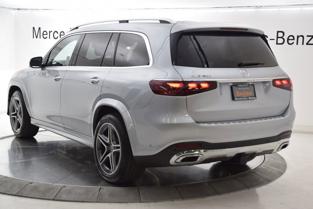 Used 2025 Mercedes-Benz GLS 450 4MATIC image 4