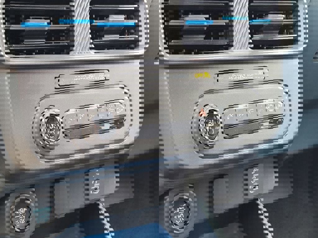 New 2026 Ford Maverick XLT image 54