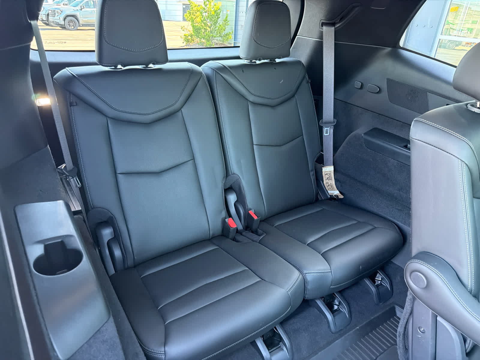 Used 2024 Cadillac XT6 Sport w/ LPO, ONYX Package AWD/4WD image 33