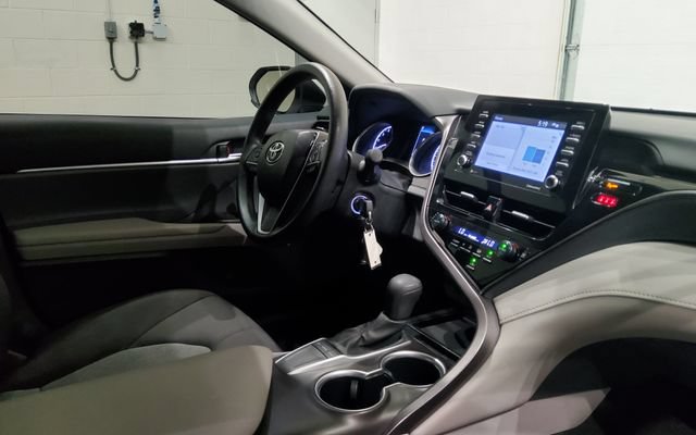 Used 2024 Toyota Camry LE FWD image 16