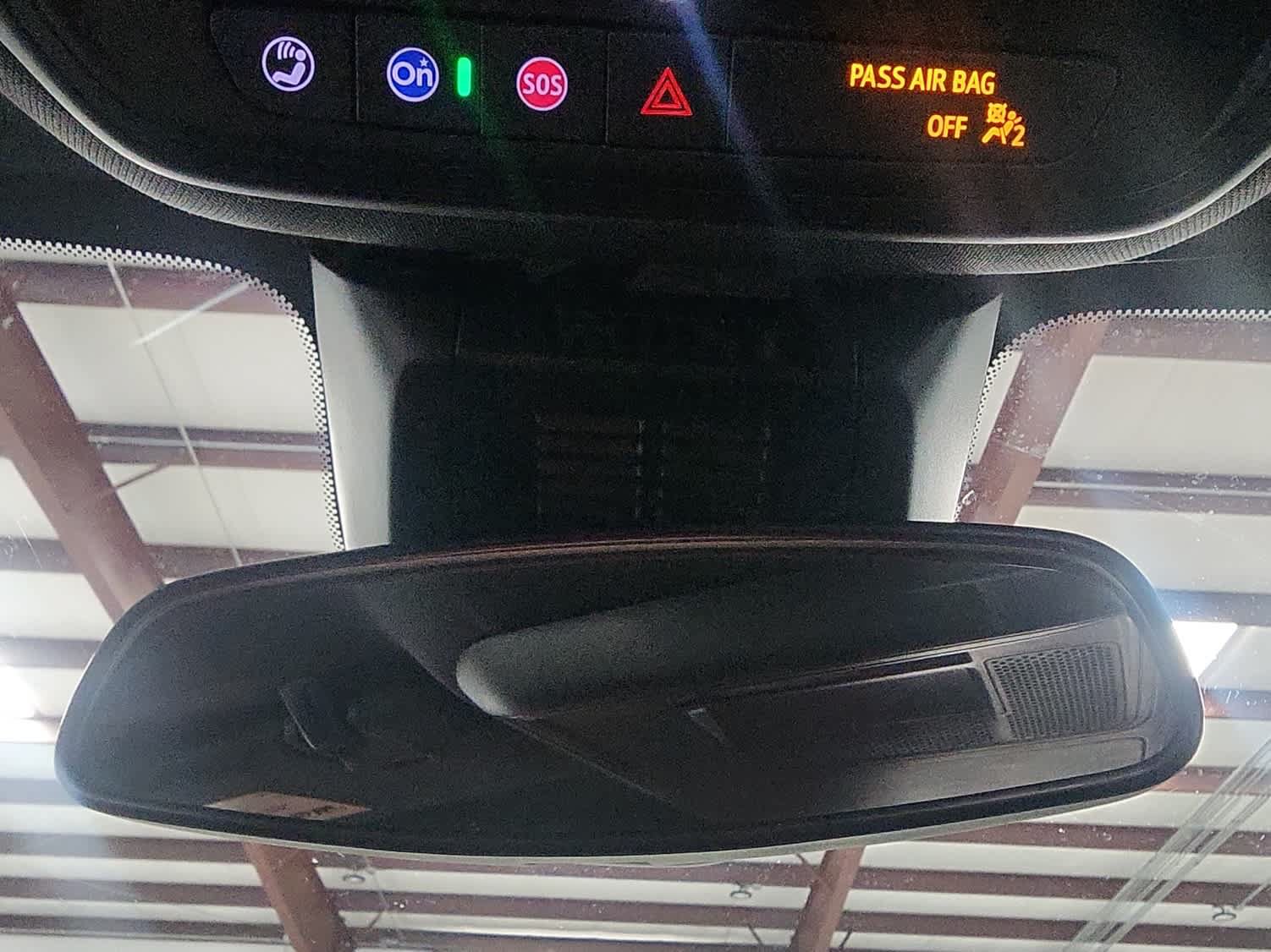 Used 2025 Chevrolet Equinox LT FWD image 24