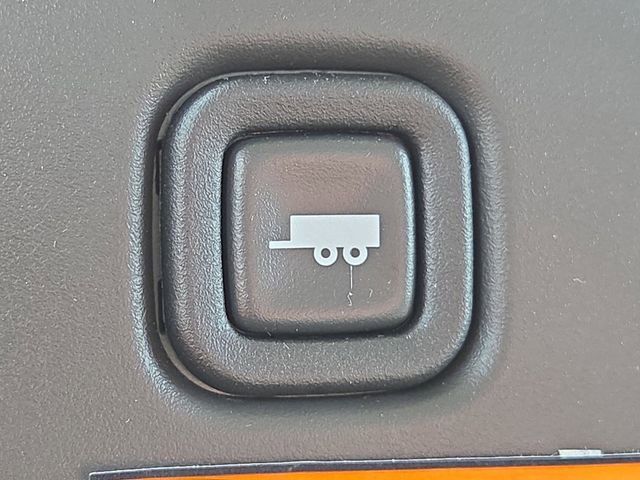 New 2025 Chevrolet Express 3500 w/ Power Convenience Package image 29