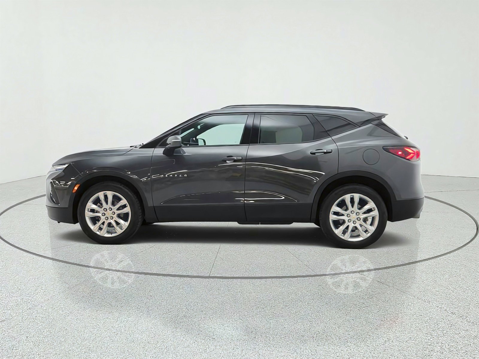 Used 2019 Chevrolet Blazer LT w/ Sun and Wheels Package AWD/4WD image 8