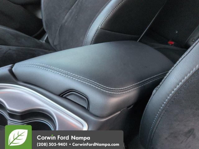 Used 2021 Dodge Challenger R/T Scat Pack RWD image 19