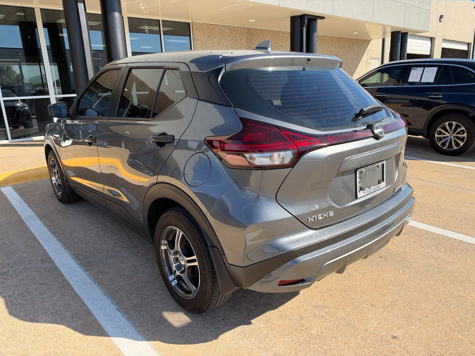 Used 2024 Nissan Kicks S FWD image 5