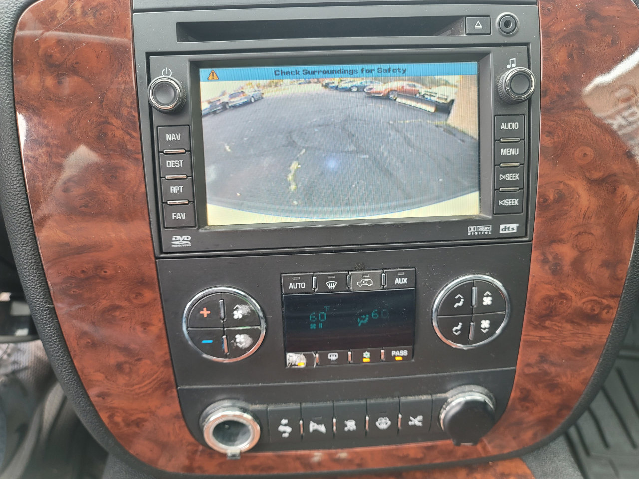 Used 2008 Chevrolet Suburban LTZ w/ LTZ Preferred Equipment Group image 20