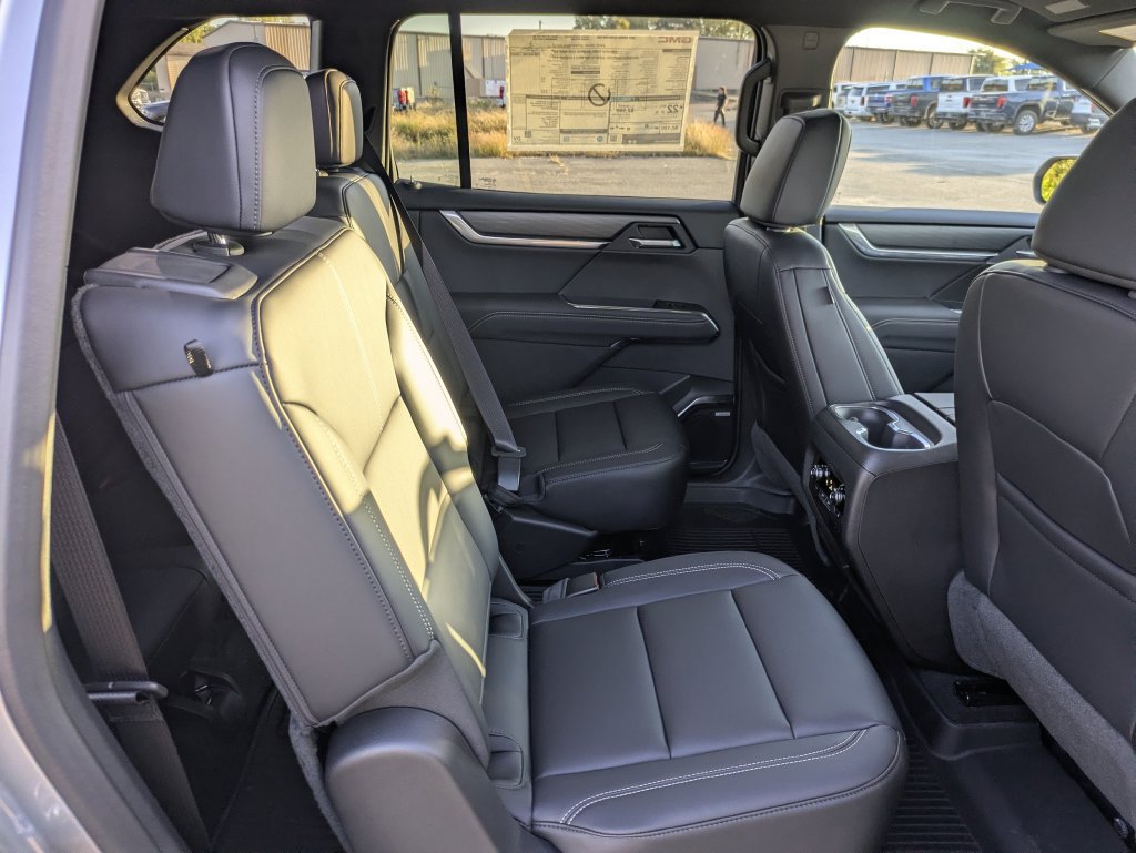 New 2027 GMC Acadia Elevation w/ Elevation Premium Package FWD image 31