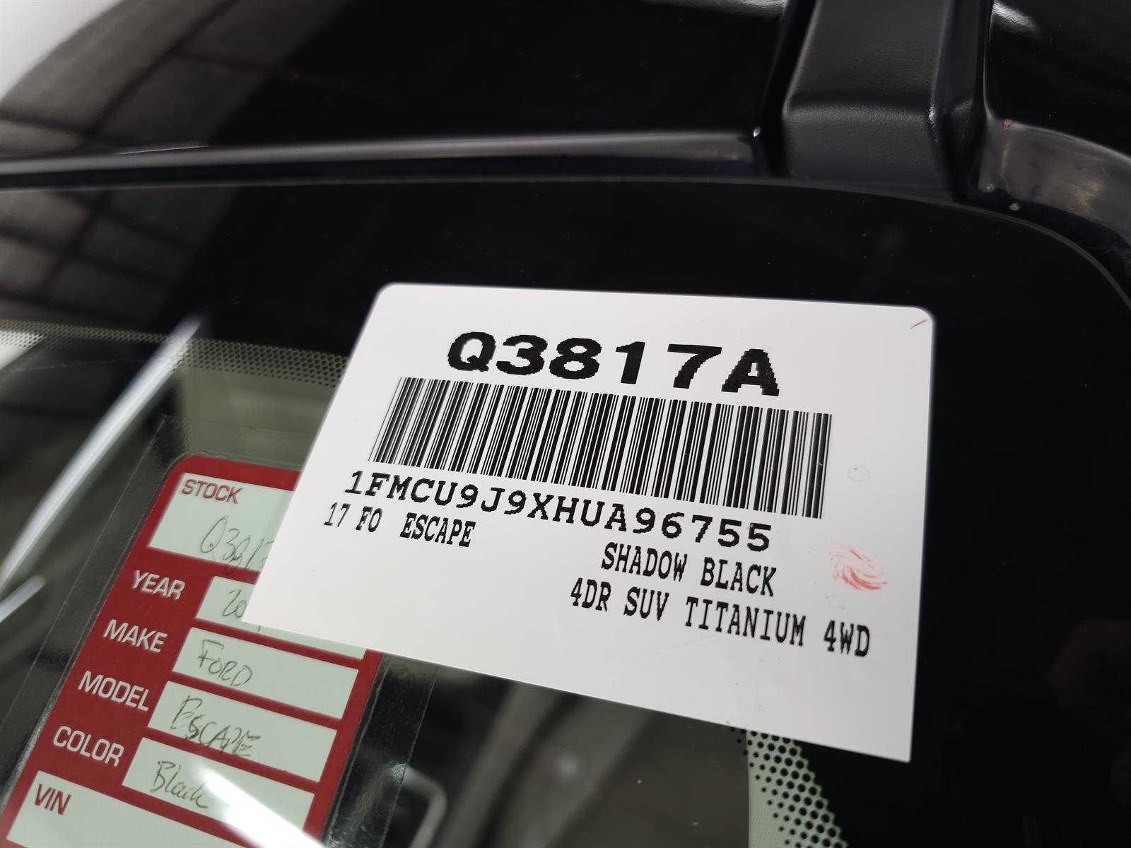 Used 2017 Ford Escape Titanium w/ Canadian Touring Package image 31