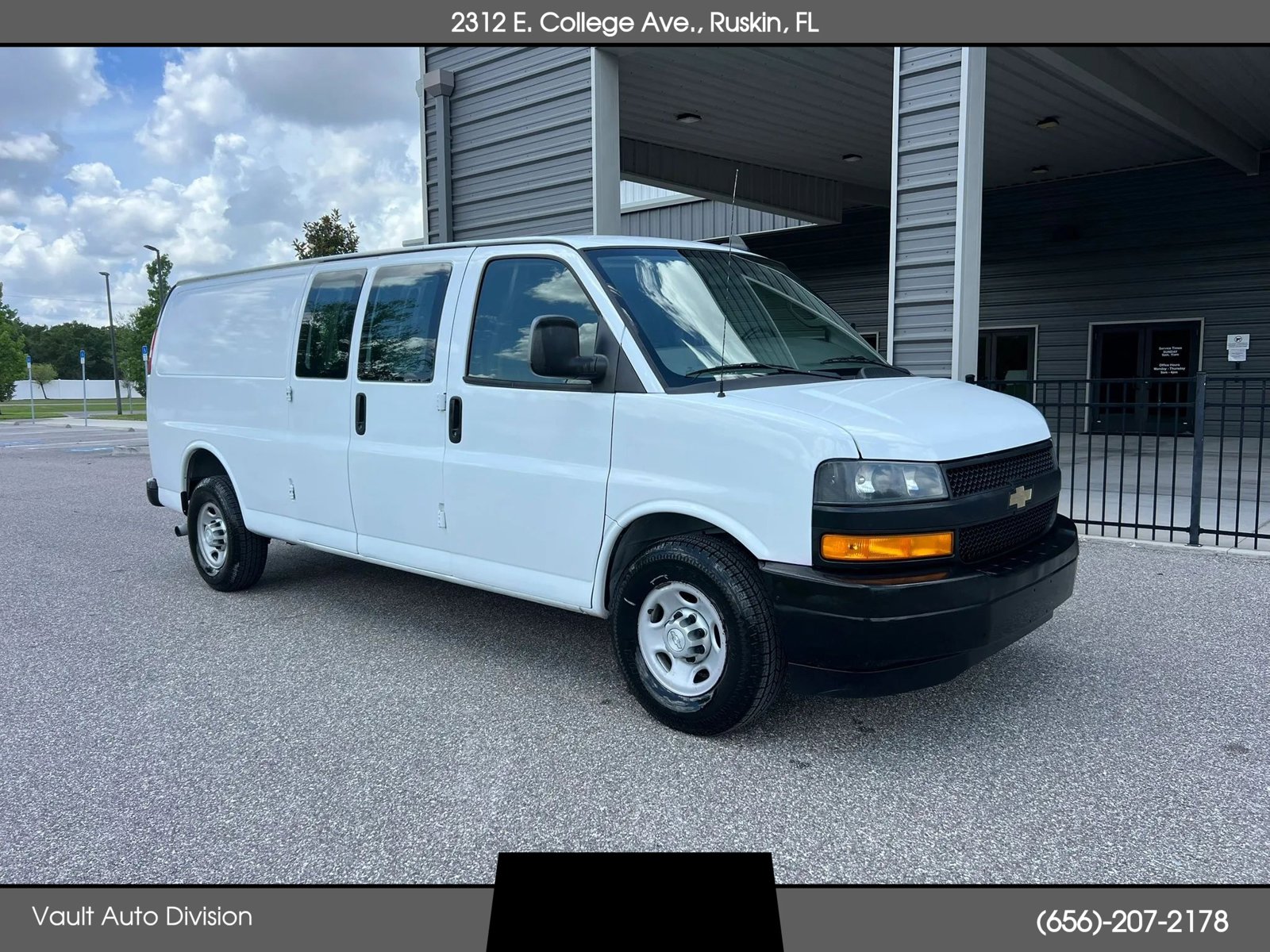 Used 2019 Chevrolet Express 2500 Extended w/ Driver Convenience Package RWD image 1