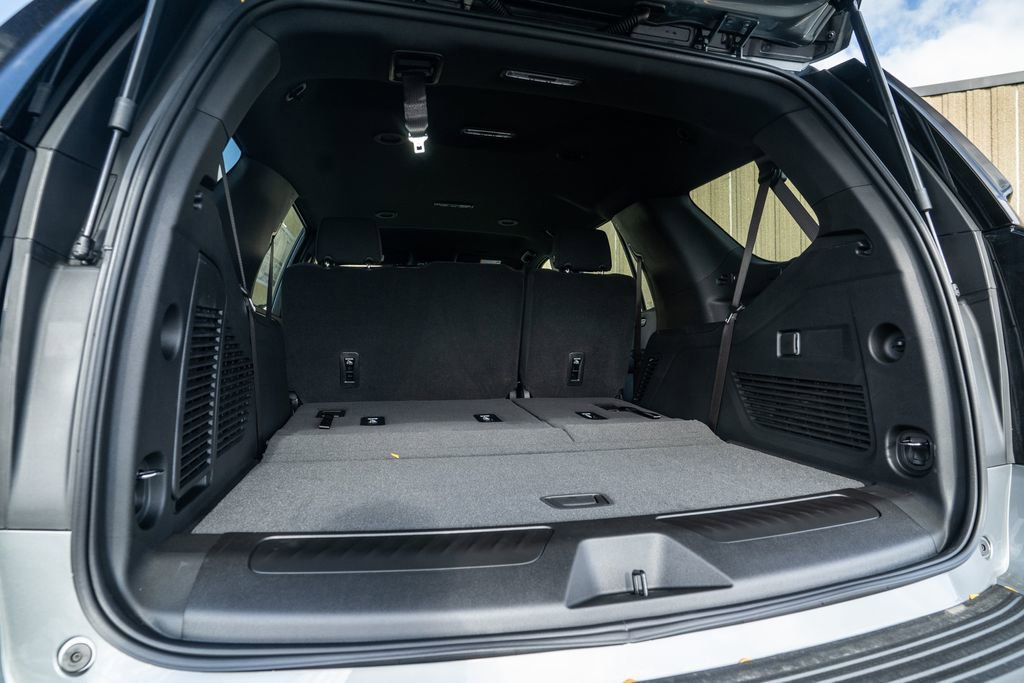 New 2026 Chevrolet Tahoe LS image 37