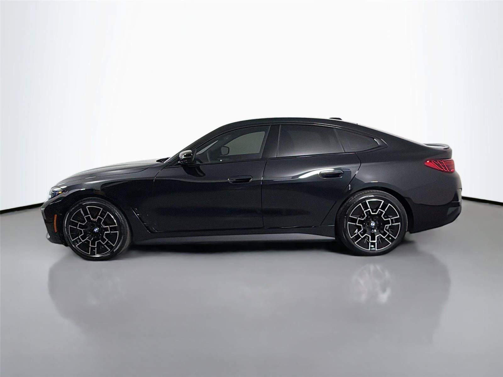 New 2026 BMW i4 xDrive40i w/ M Sport Package AWD/4WD image 15