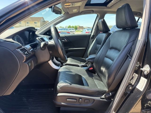 Used 2016 Honda Accord EX-L image 12