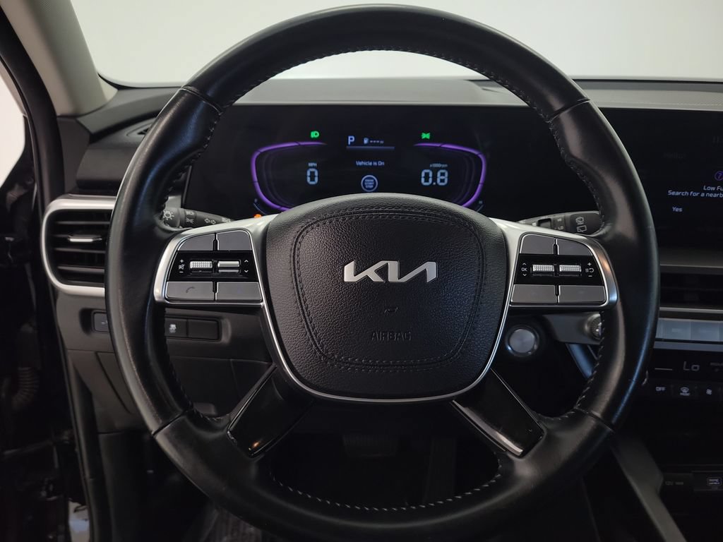 Used 2024 Kia Telluride LX FWD image 14