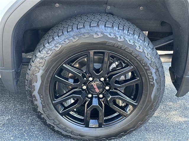 Used 2025 GMC Sierra 1500 Elevation w/ Preferred Package image 10