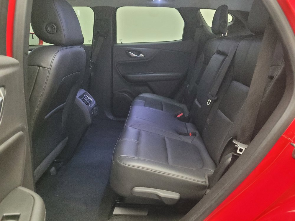 Used 2019 Chevrolet Blazer LT w/ Sound & Technology Package FWD image 18