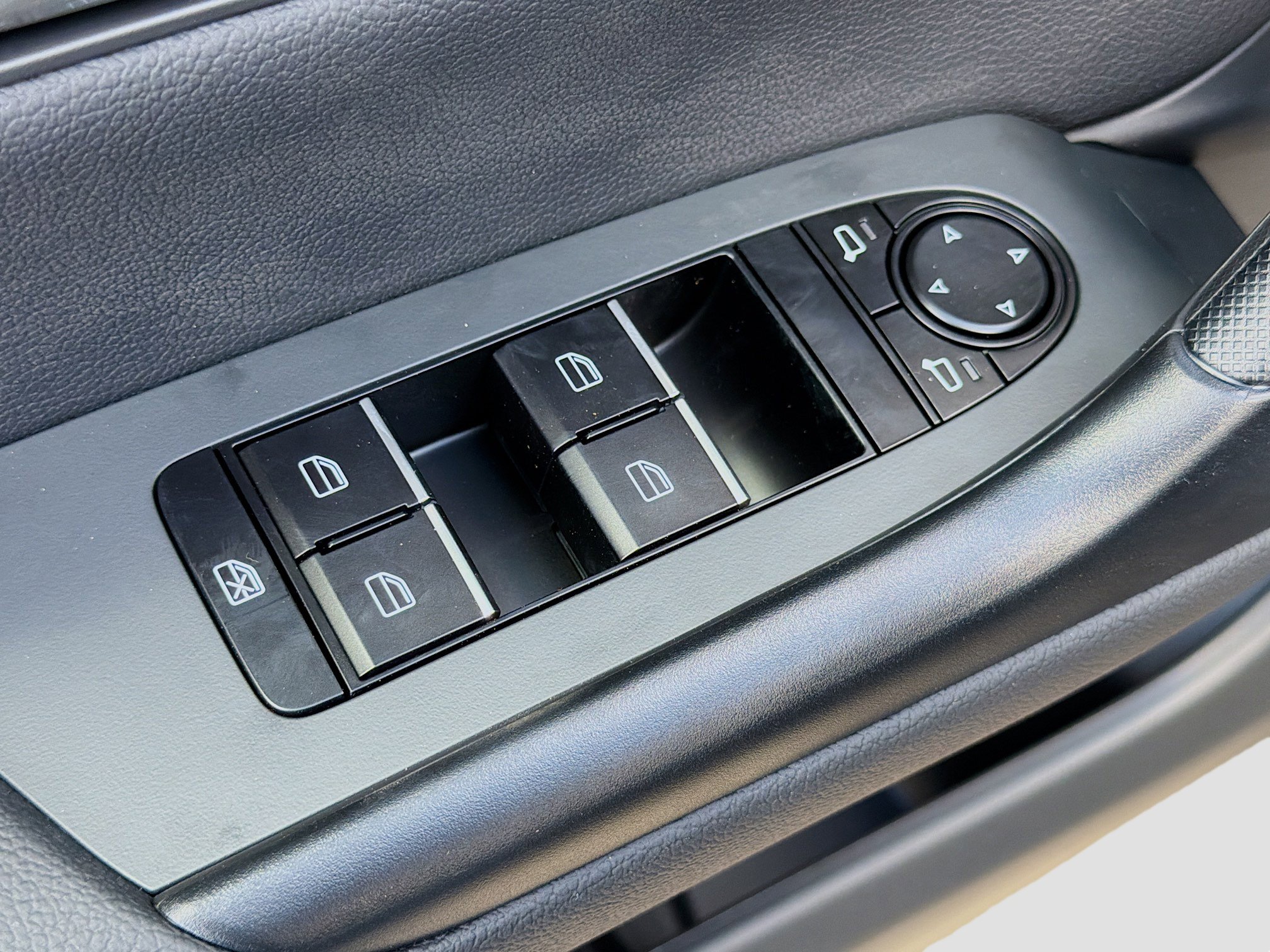 New 2026 MAZDA CX-50 AWD 2.5 S w/ Cargo Package image 23