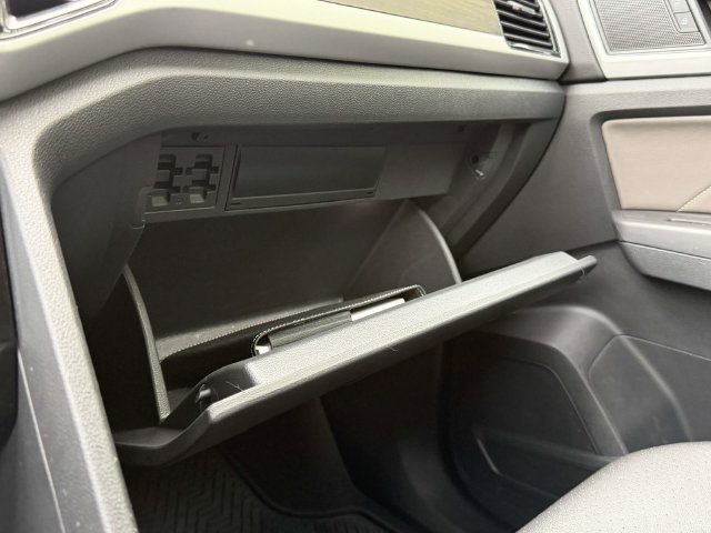 Certified 2023 Volkswagen Atlas SE w/ Panoramic Sunroof Package AWD/4WD image 37