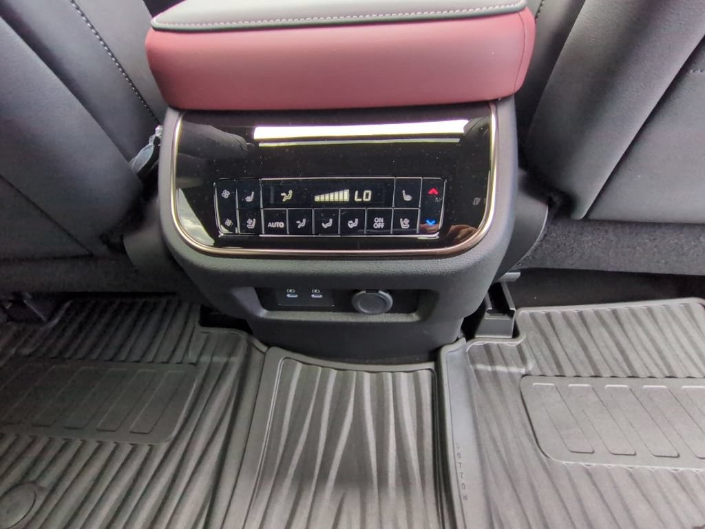 New 2027 INFINITI QX80 Autograph AWD/4WD image 30
