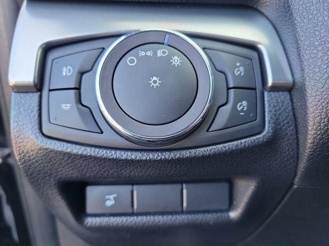 Used 2019 Ford Explorer XLT w/ Equipment Group 201A FWD image 23
