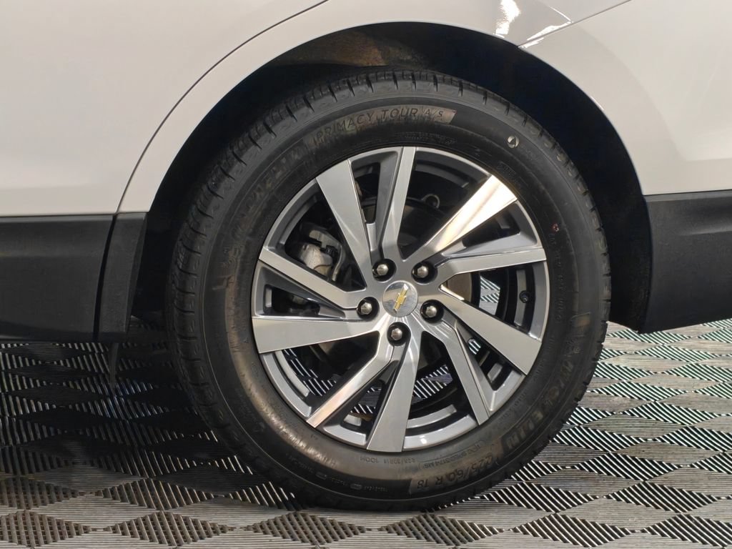 Used 2024 Chevrolet Equinox LT FWD image 46