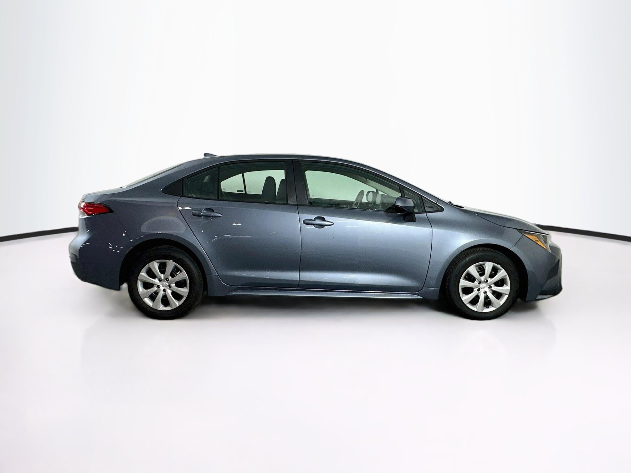 Used 2026 Toyota Corolla LE FWD image 10