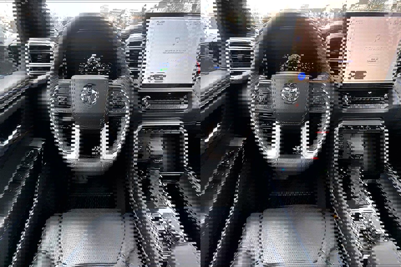 Used 2025 Toyota Tundra Platinum image 5