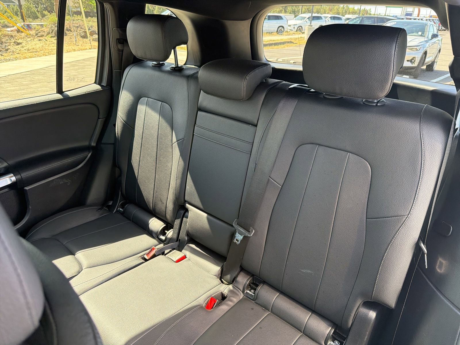 Used 2021 Mercedes-Benz GLB 250 4MATIC image 22