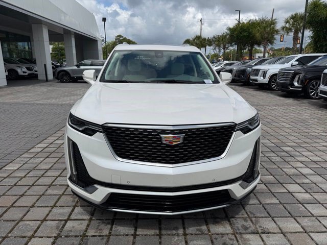 Certified 2023 Cadillac XT6 Premium Luxury FWD image 4