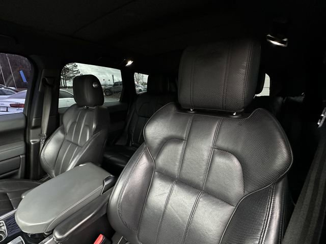 Used 2014 Land Rover Range Rover Sport HSE image 12