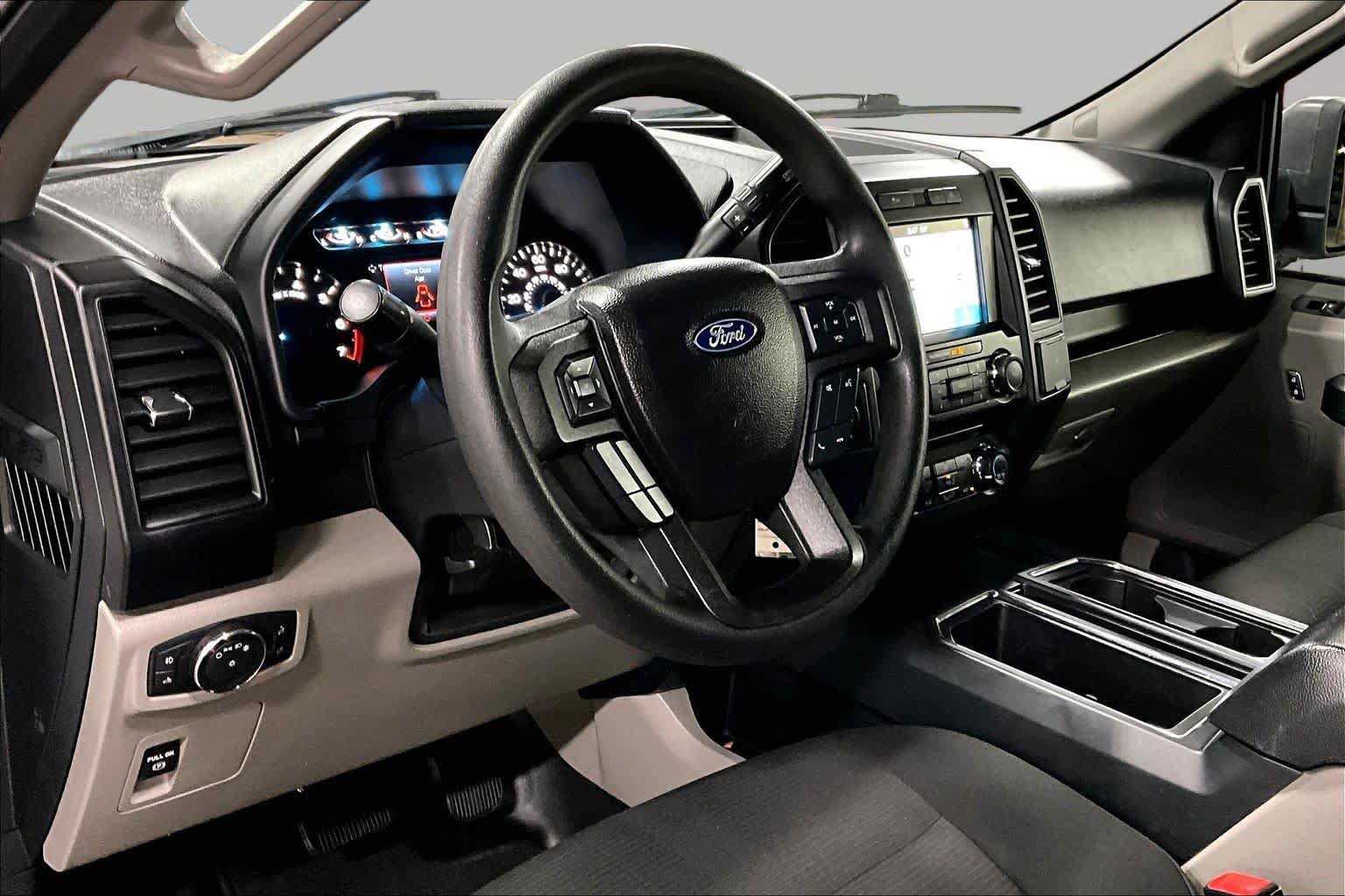 Used 2018 Ford F150 XL w/ Equipment Group 101A Mid AWD/4WD image 16