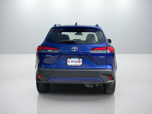 Certified 2022 Toyota Corolla Cross XLE w/ Convenience Package FWD image 6