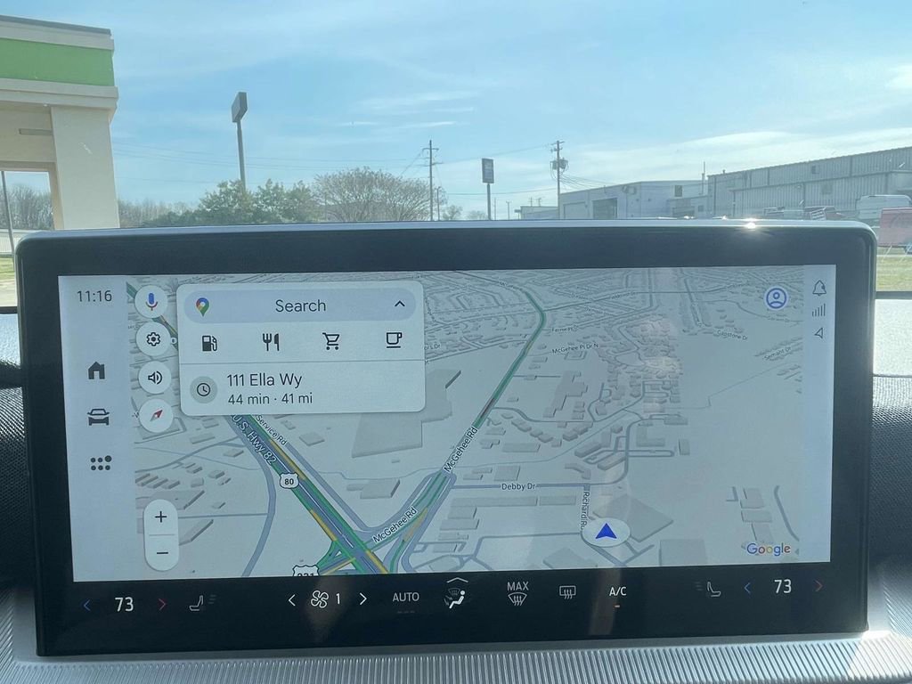 New 2025 Ford Explorer Active image 18