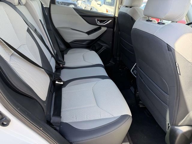 Used 2024 Subaru Forester Premium image 9