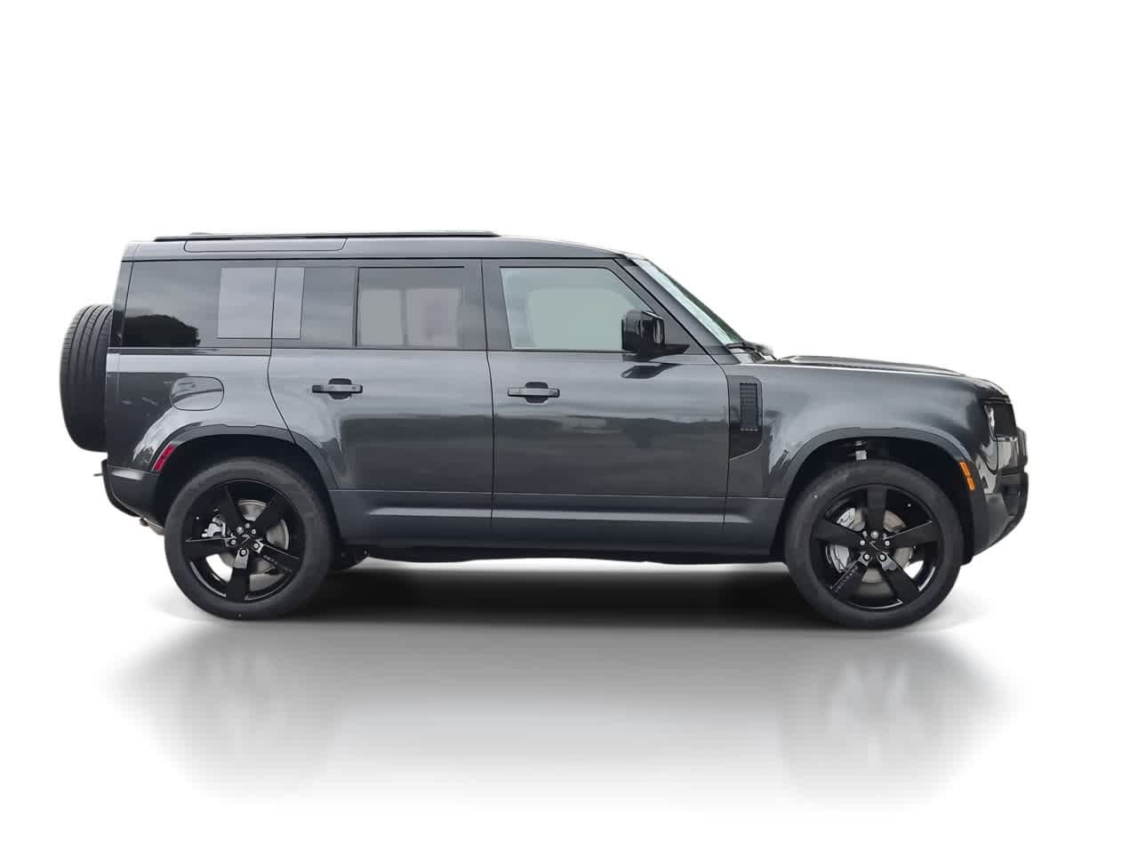 New 2026 Land Rover Defender 110 S AWD/4WD image 9