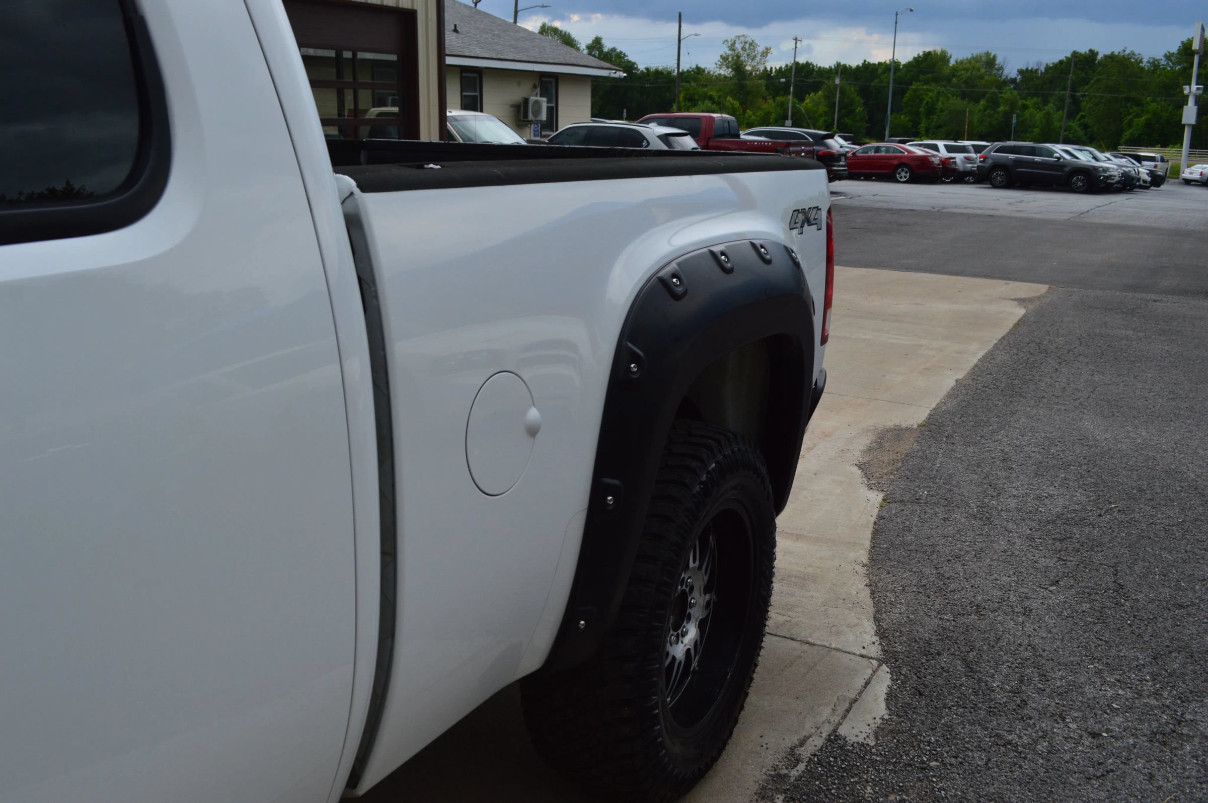 Used 2013 GMC Sierra 1500 W/T AWD/4WD image 4