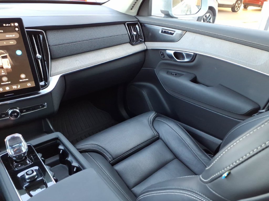 Certified 2026 Volvo XC90 B6 Ultra AWD/4WD image 22