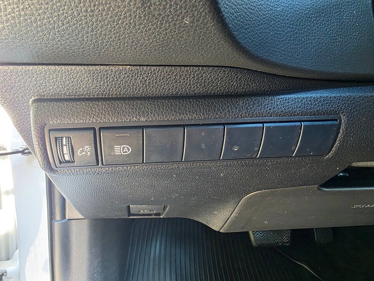 Used 2019 Toyota Corolla SE w/ SE Option Package FWD image 15