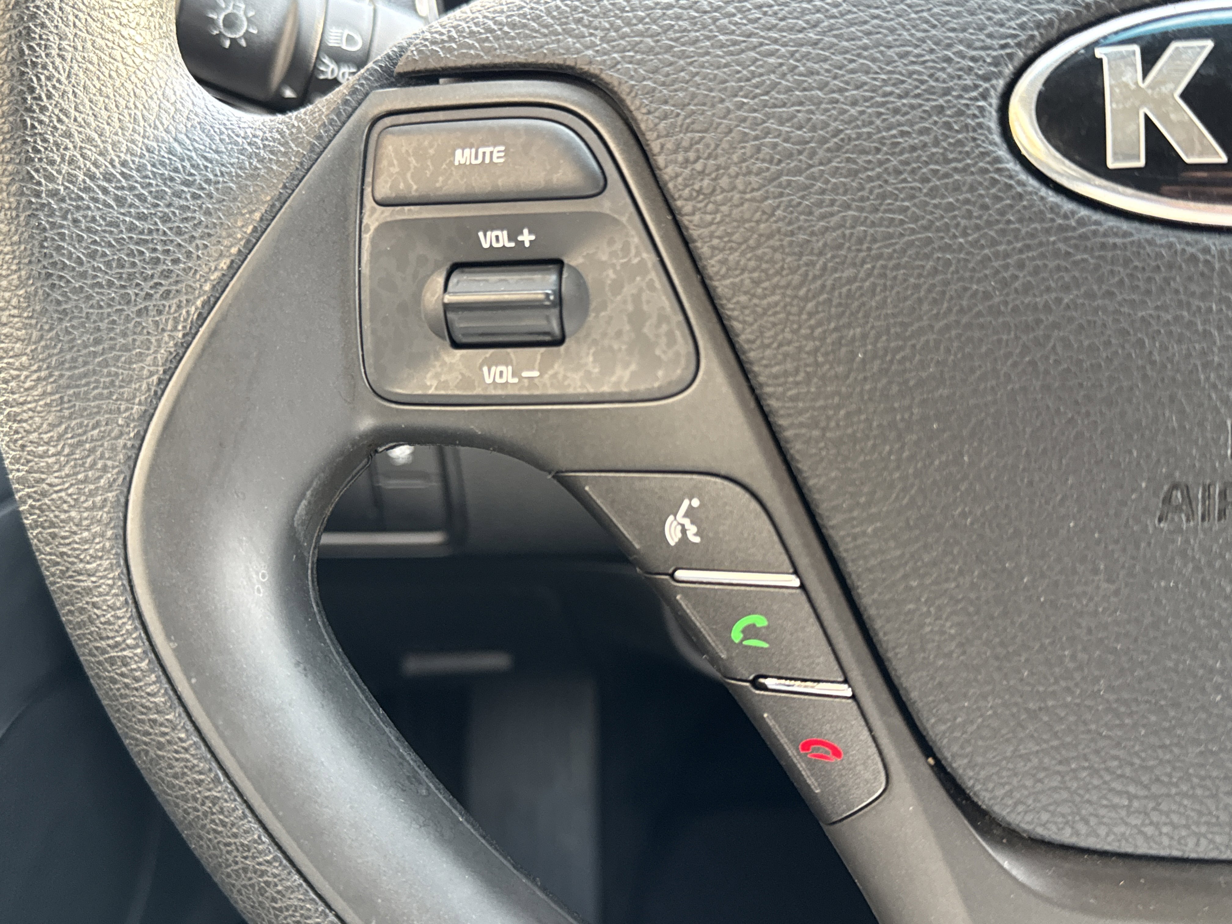 Used 2017 Kia Forte LX FWD image 17
