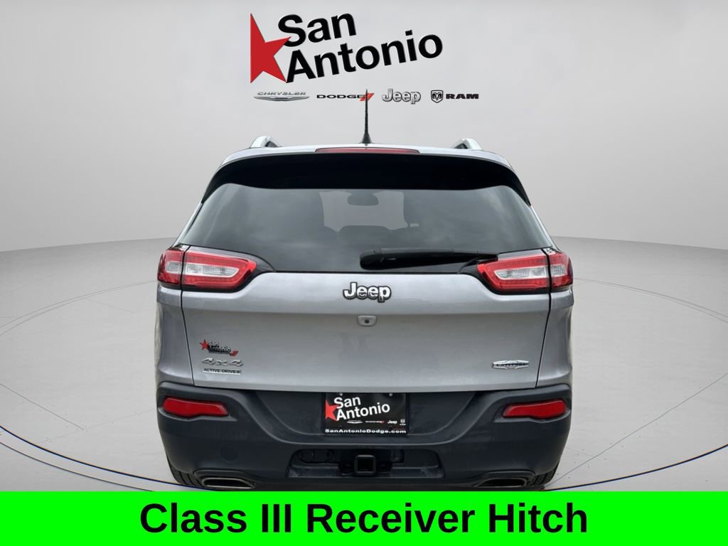 Used 2016 Jeep Cherokee Latitude w/ Trailer Tow Group AWD/4WD image 7
