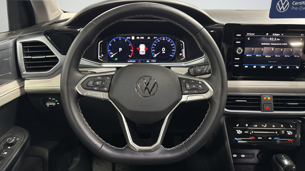 Used 2025 Volkswagen Taos SEL AWD/4WD image 35