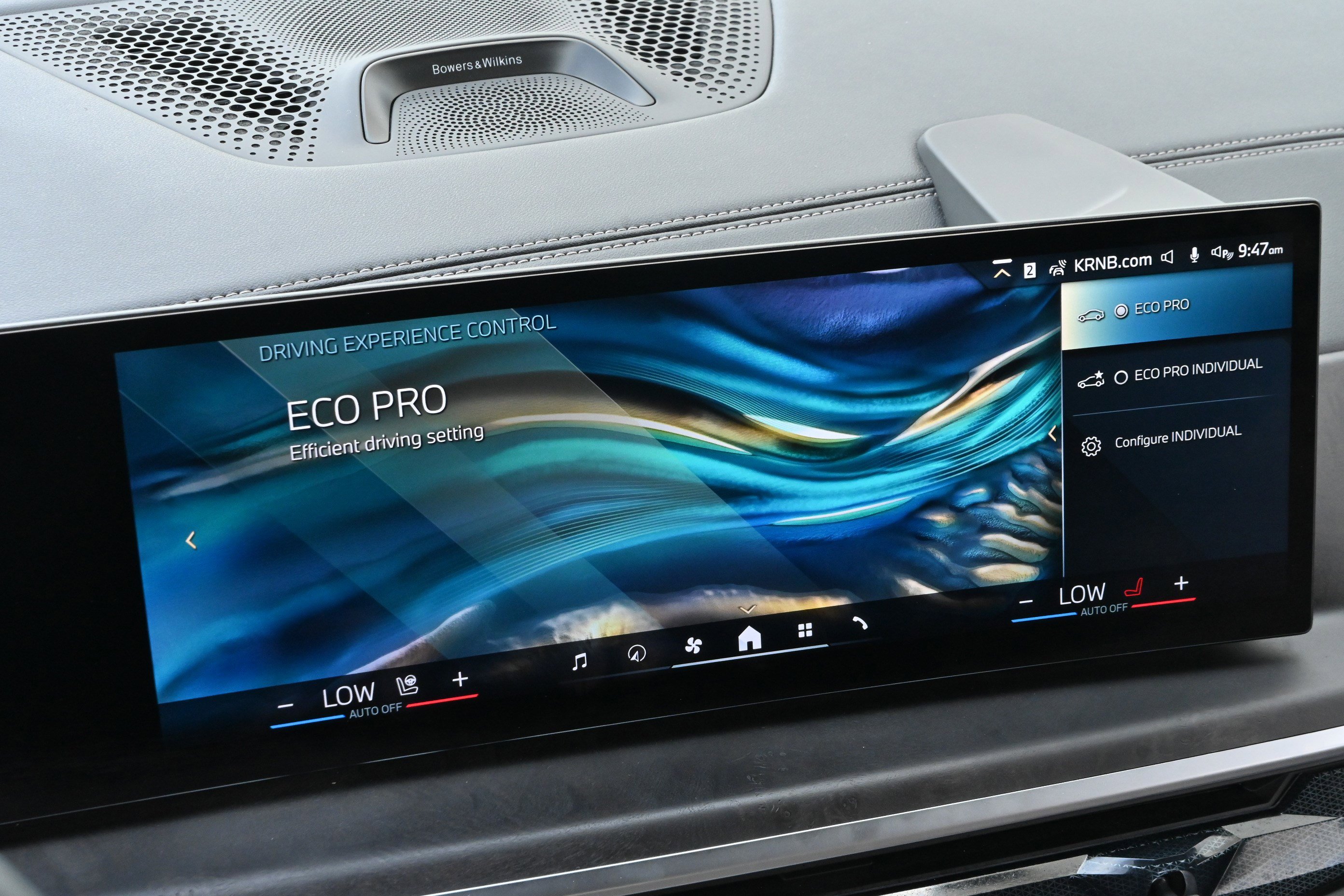 Used 2025 BMW X7 xDrive40i w/ Executive Package image 38