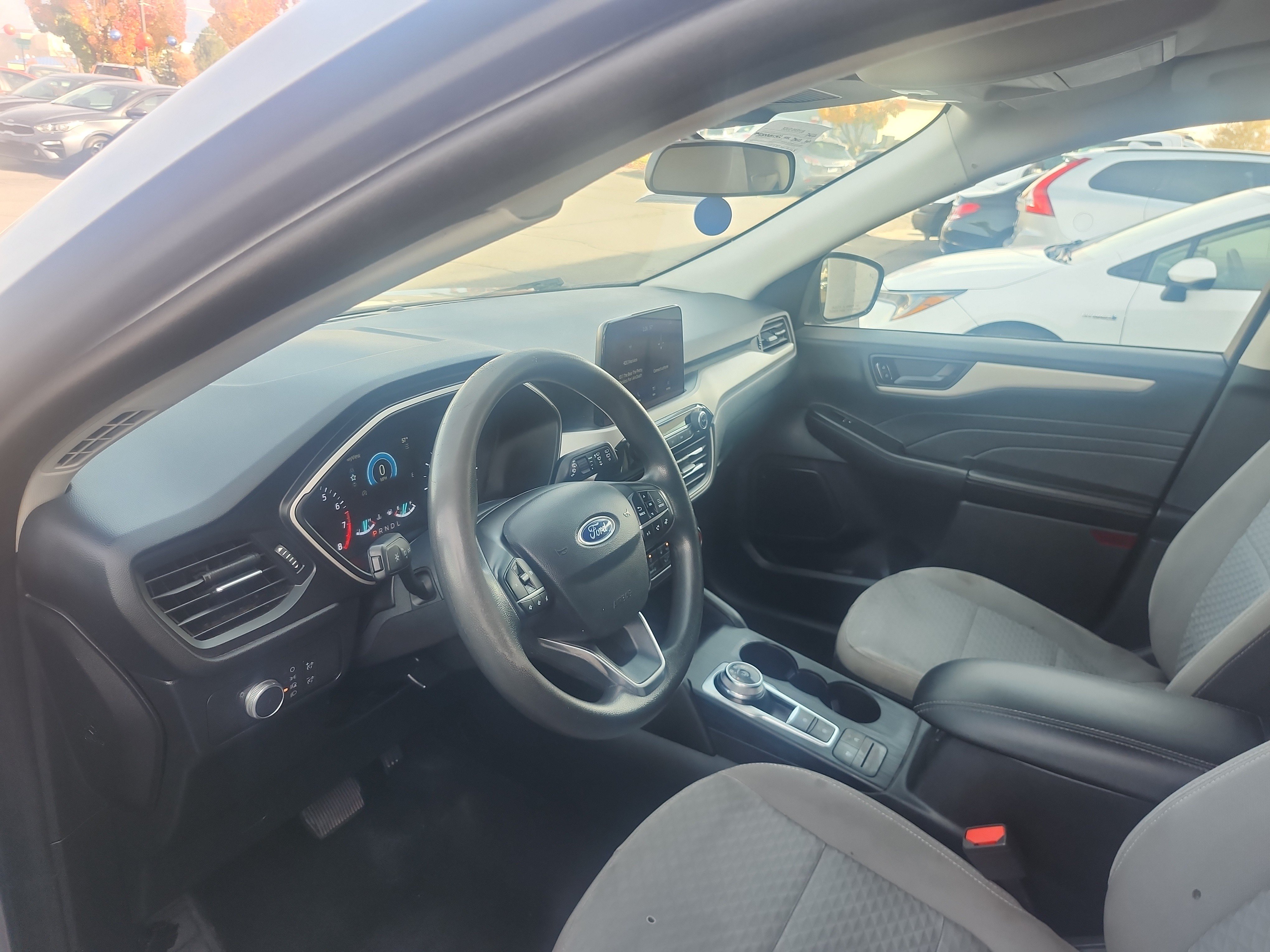 Used 2022 Ford Escape SE FWD image 10