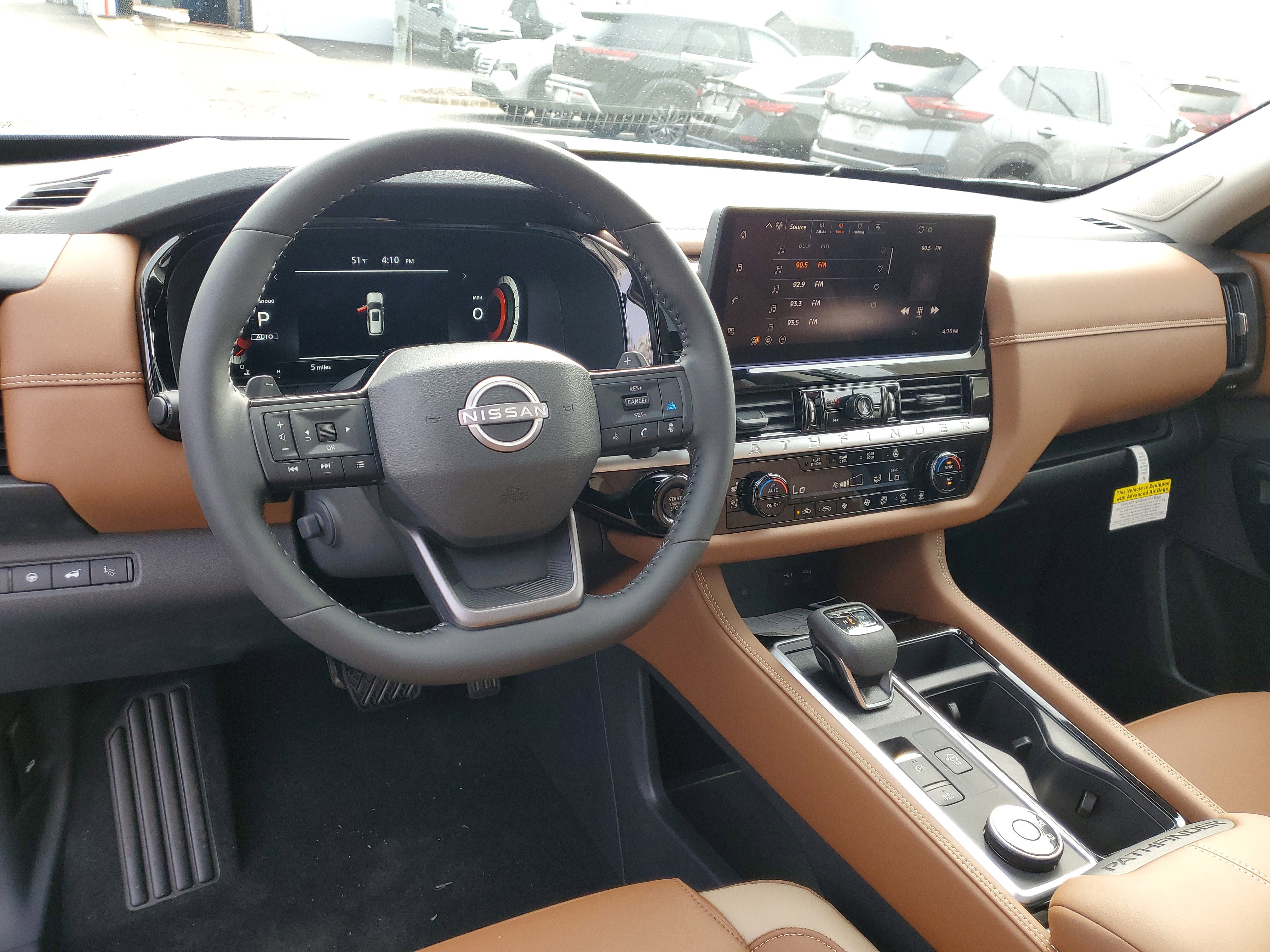 New 2026 Nissan Pathfinder Platinum image 8