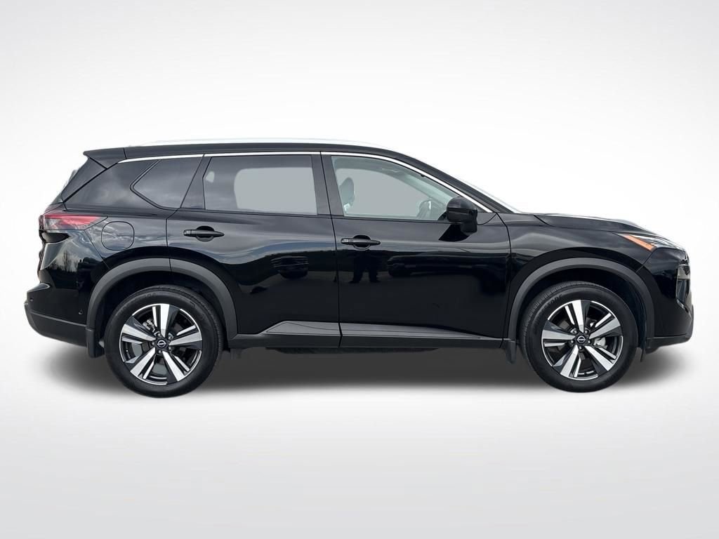 Used 2024 Nissan Rogue SL w/ SL Premium Package image 8