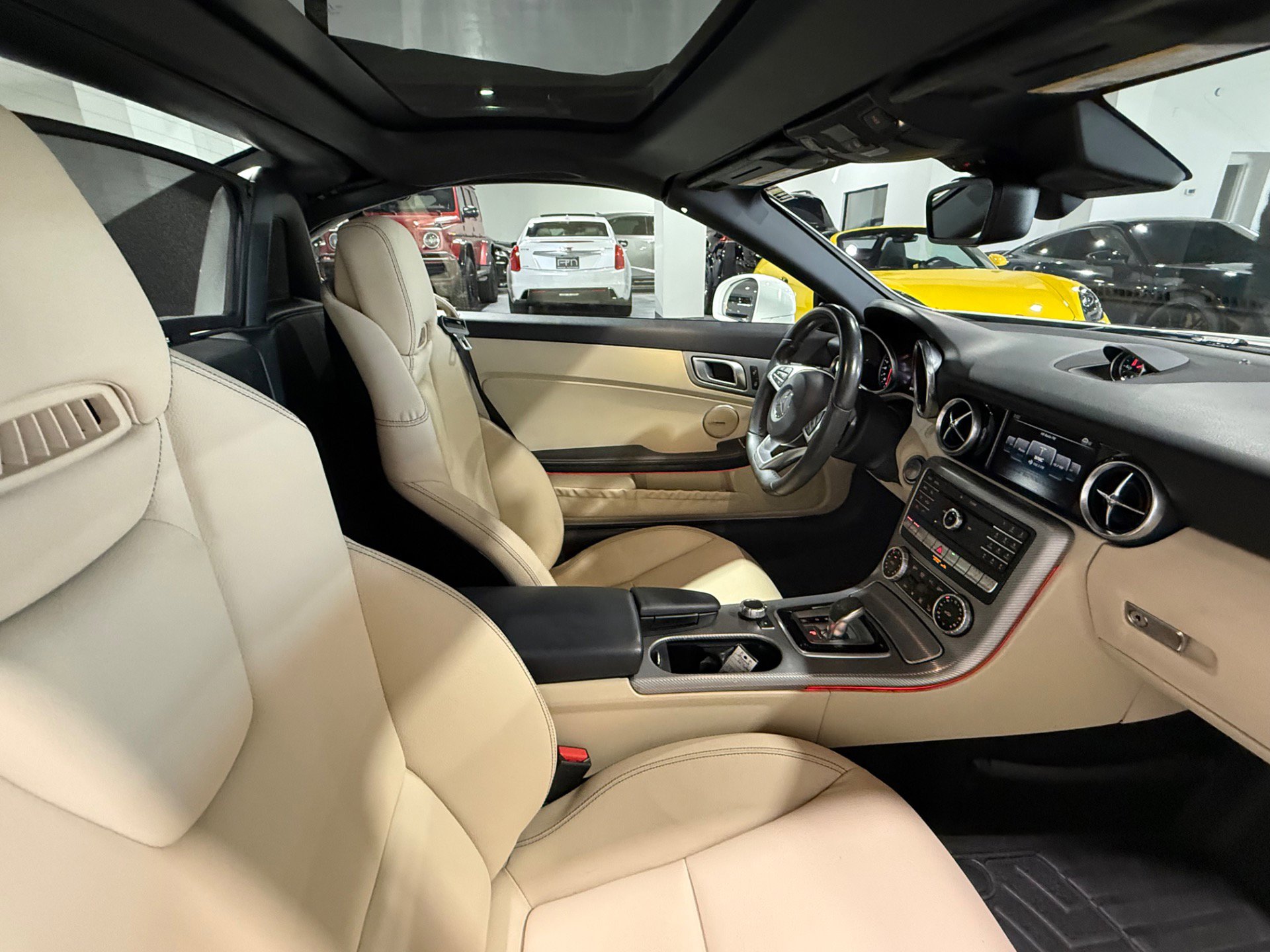 Used 2017 Mercedes-Benz SLC 300 w/ Premium 2 Package image 52