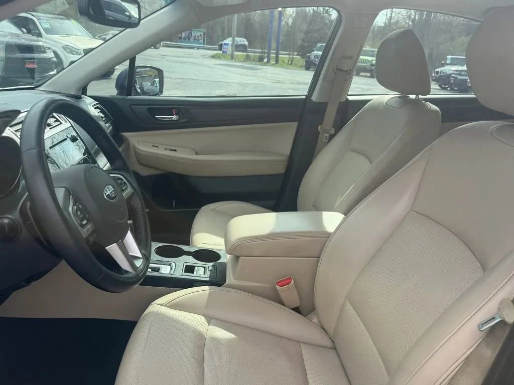 Used 2015 Subaru Legacy 3.6R Limited AWD/4WD image 11